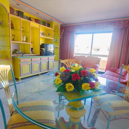 Lovebeach - Intimate And Romantic Right By The Beach Apartment *