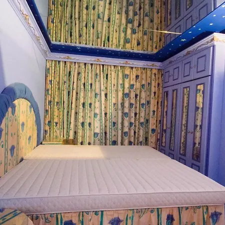Apartment Lovebeach - Intimate And Romantic Right By The Beach *