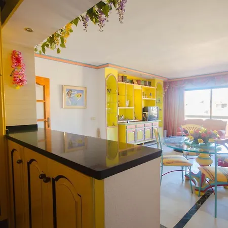 Lovebeach - Intimate And Romantic Right By The Beach