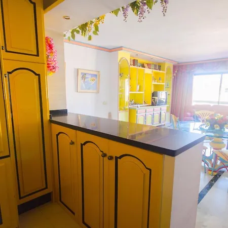 Apartment Lovebeach - Intimate And Romantic Right By The Beach *